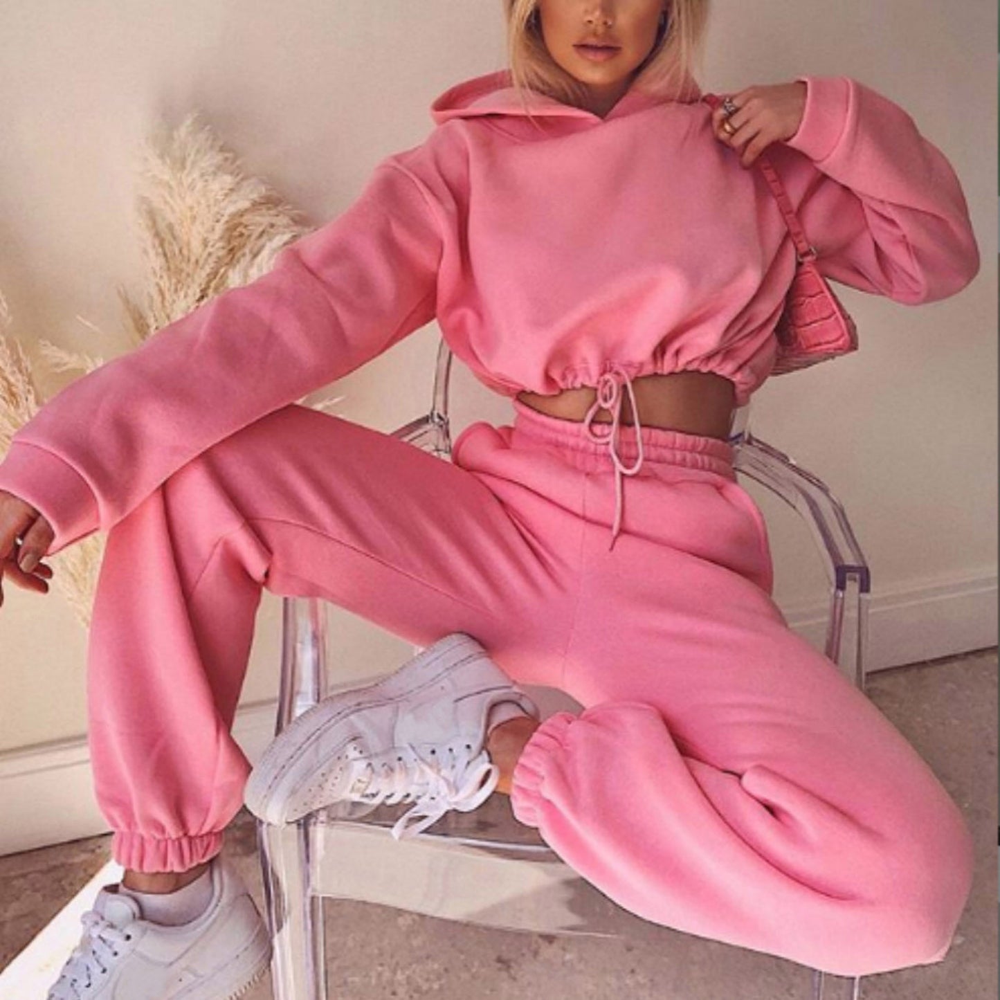 Comfy Long Sleeve Drawstring Cropped Hoodie and Comfy Sweatpants set